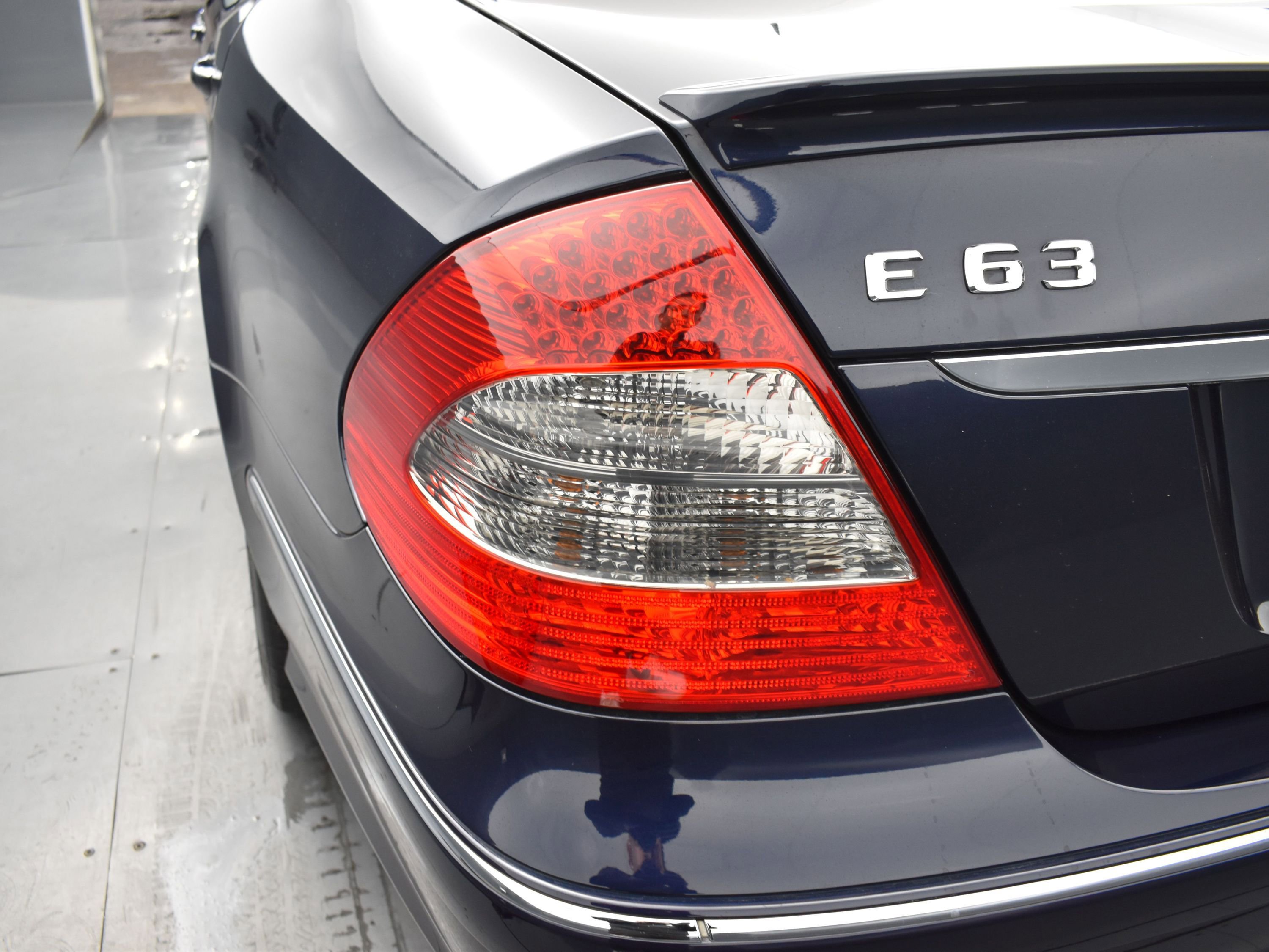 Used 2008 Mercedes-Benz E 63 AMG Sedan image 7