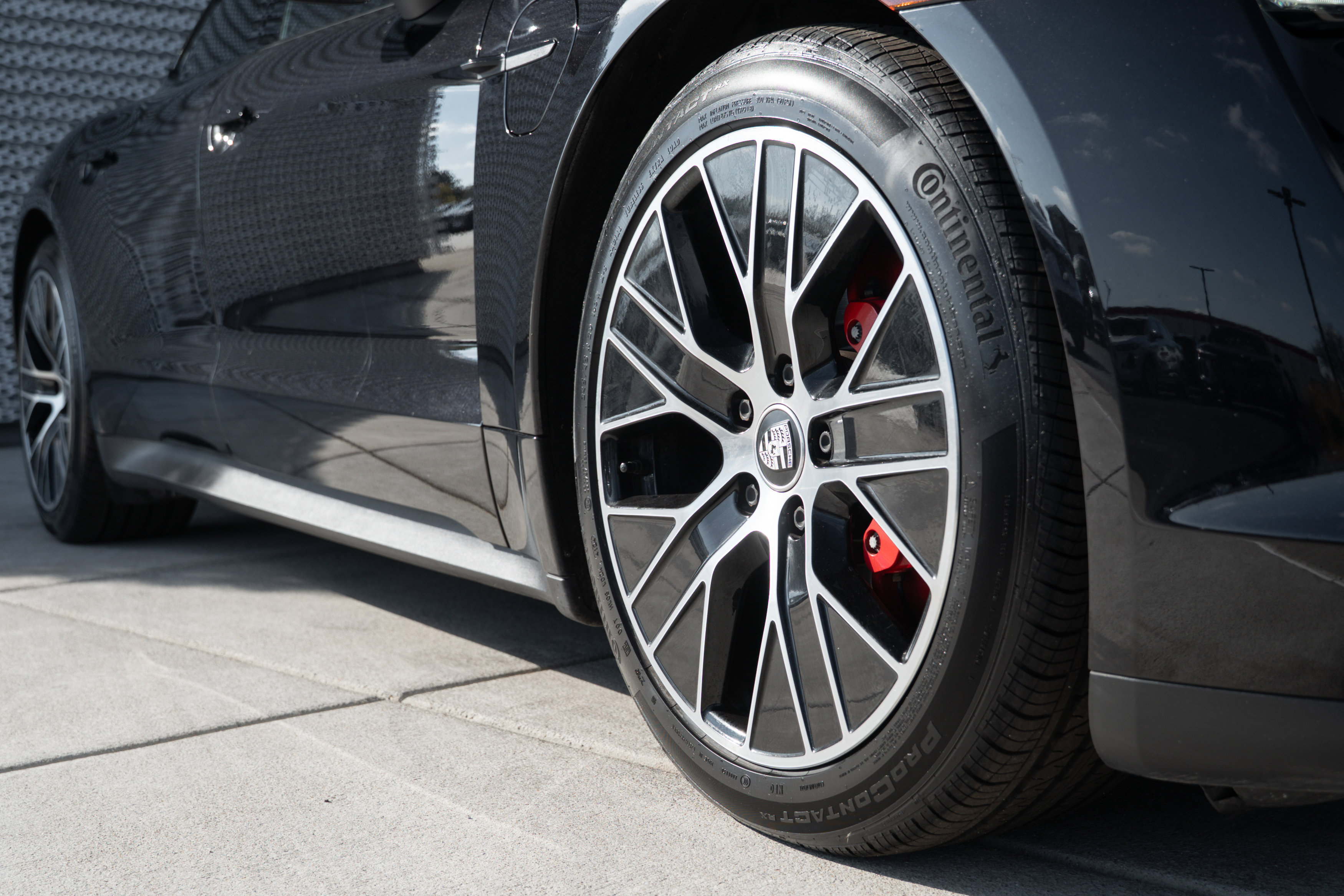 Used 2021 Porsche Taycan 4S image 34