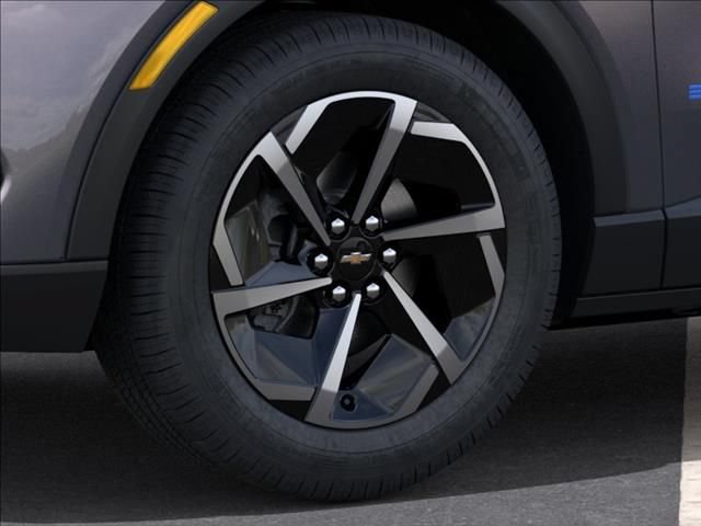 New 2026 Chevrolet Equinox EV LT w/ Comfort Package AWD/4WD image 9