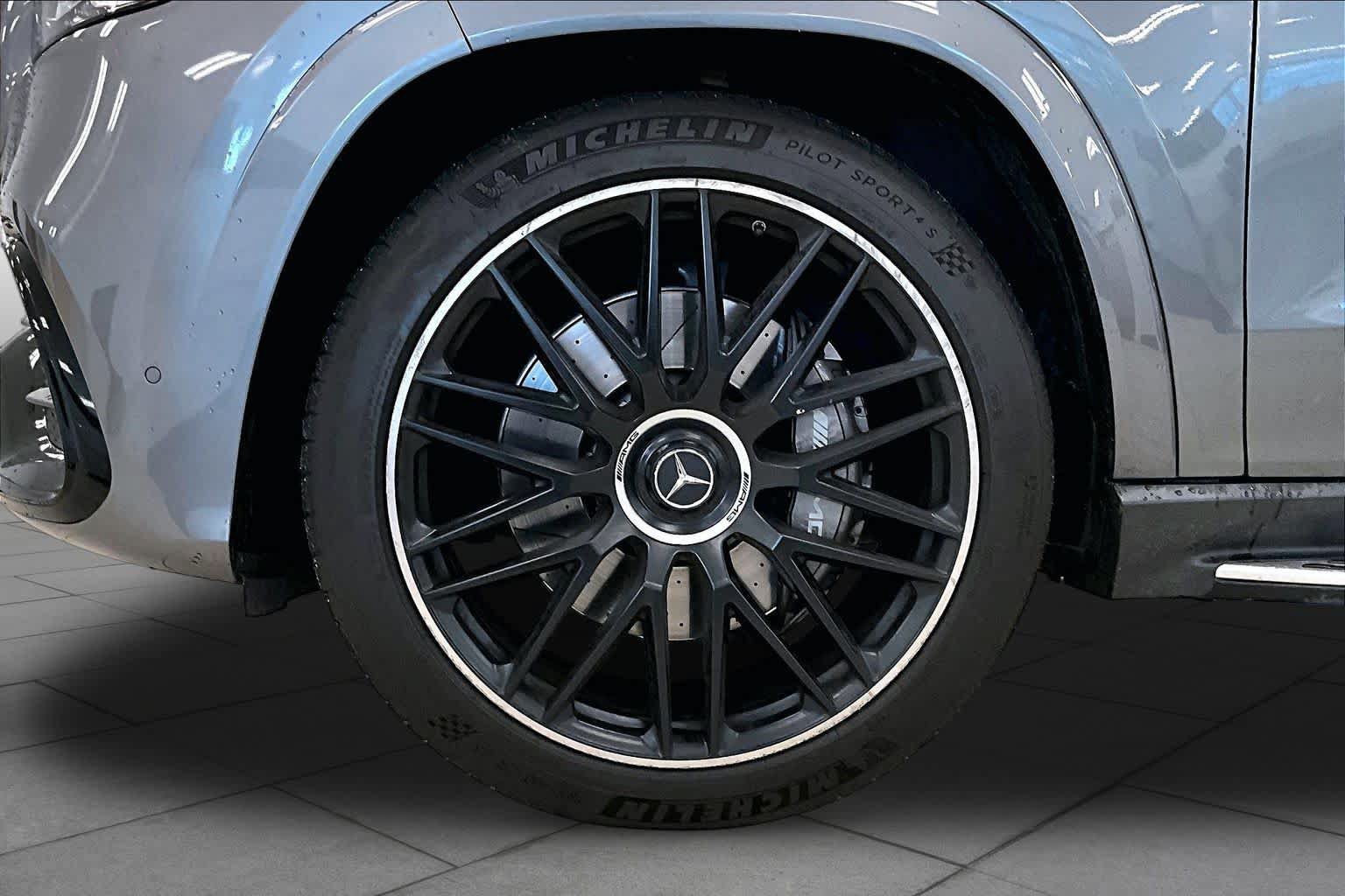 Used 2021 Mercedes-Benz GLS 63 AMG 4MATIC image 10