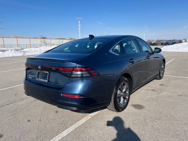 Used 2023 Honda Accord EX image 8