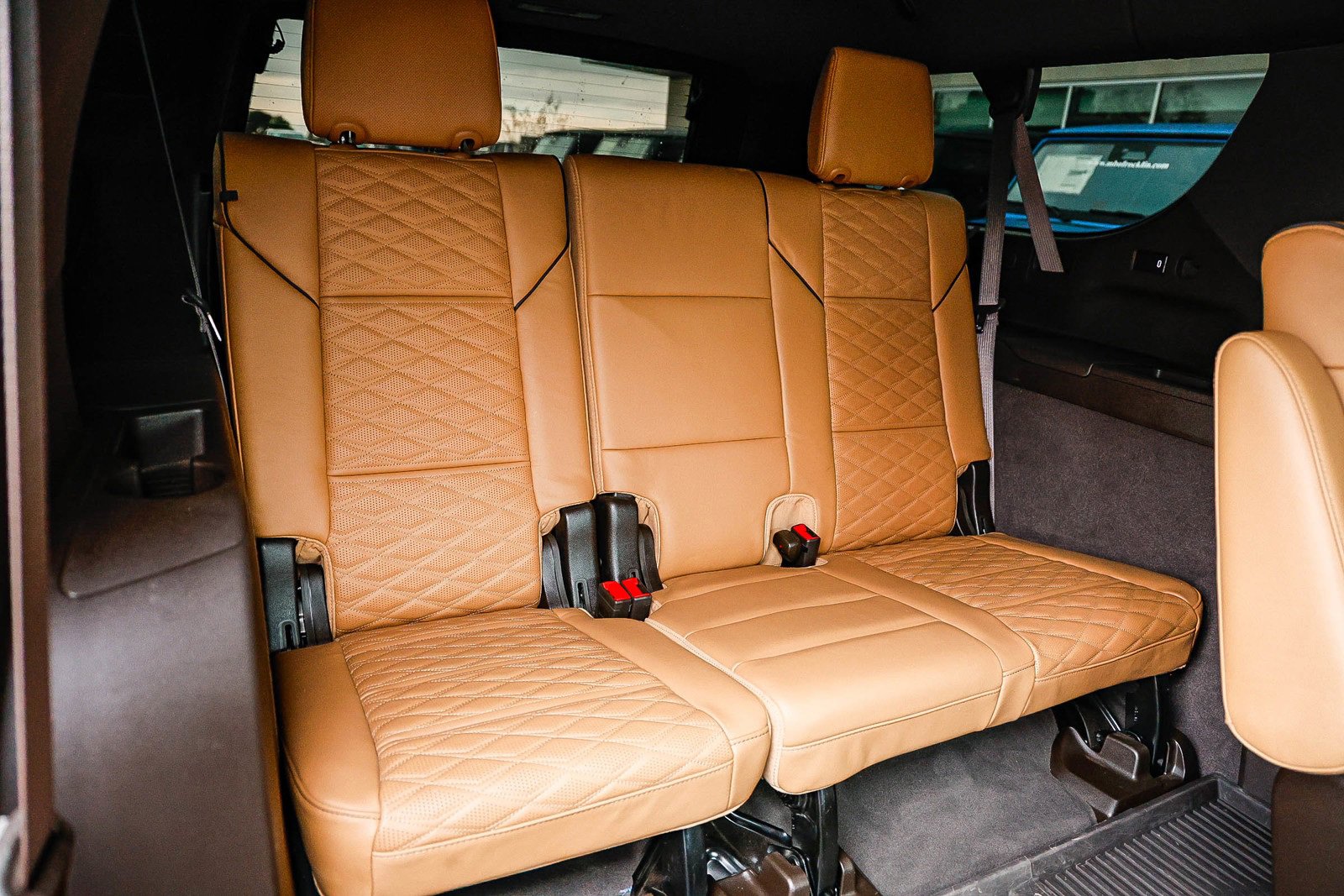 Used 2023 Cadillac Escalade ESV Sport w/ LPO, ONYX Package image 19