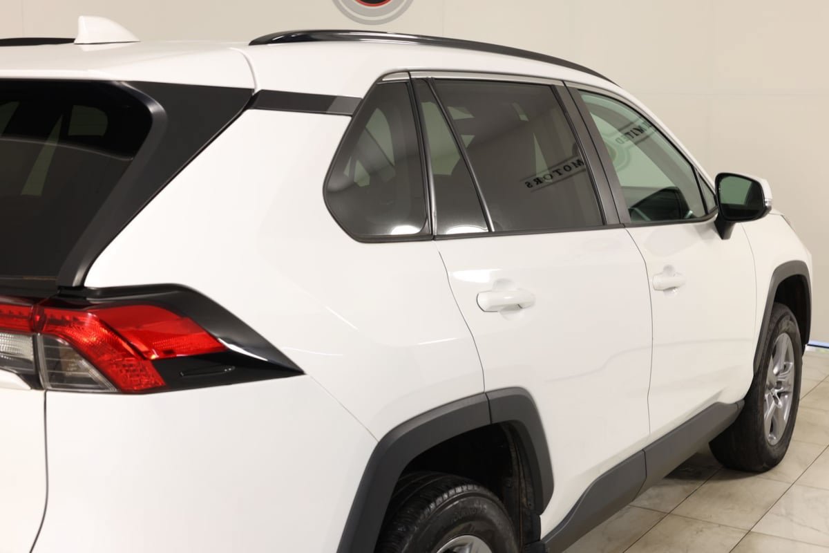 Used 2022 Toyota RAV4 XLE AWD/4WD image 41
