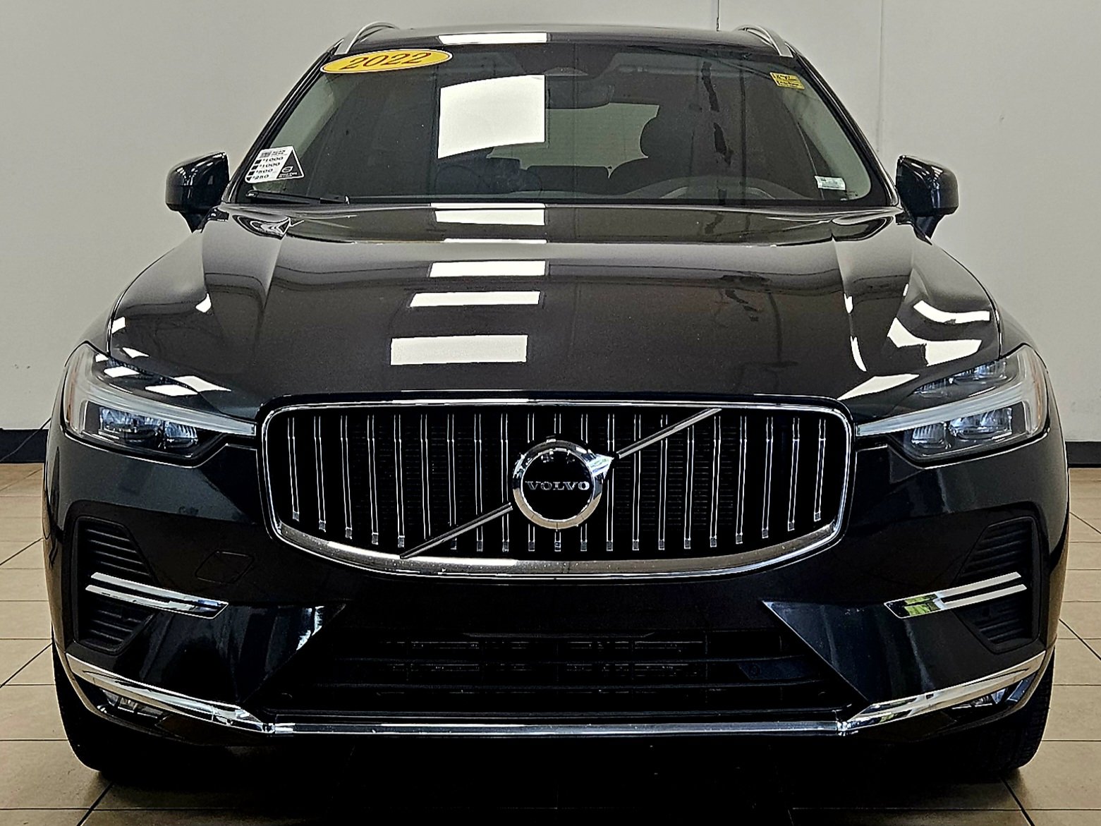 Used 2022 Volvo XC60 B5 Inscription w/ Protection Package Premier AWD/4WD image 6