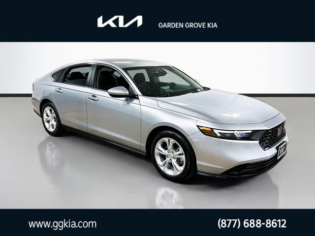 Used 2025 Honda Accord LX image 1