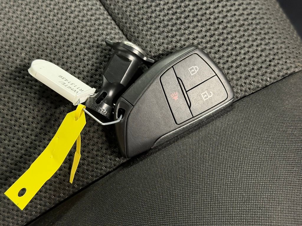 Certified 2024 GMC Canyon Elevation image 24