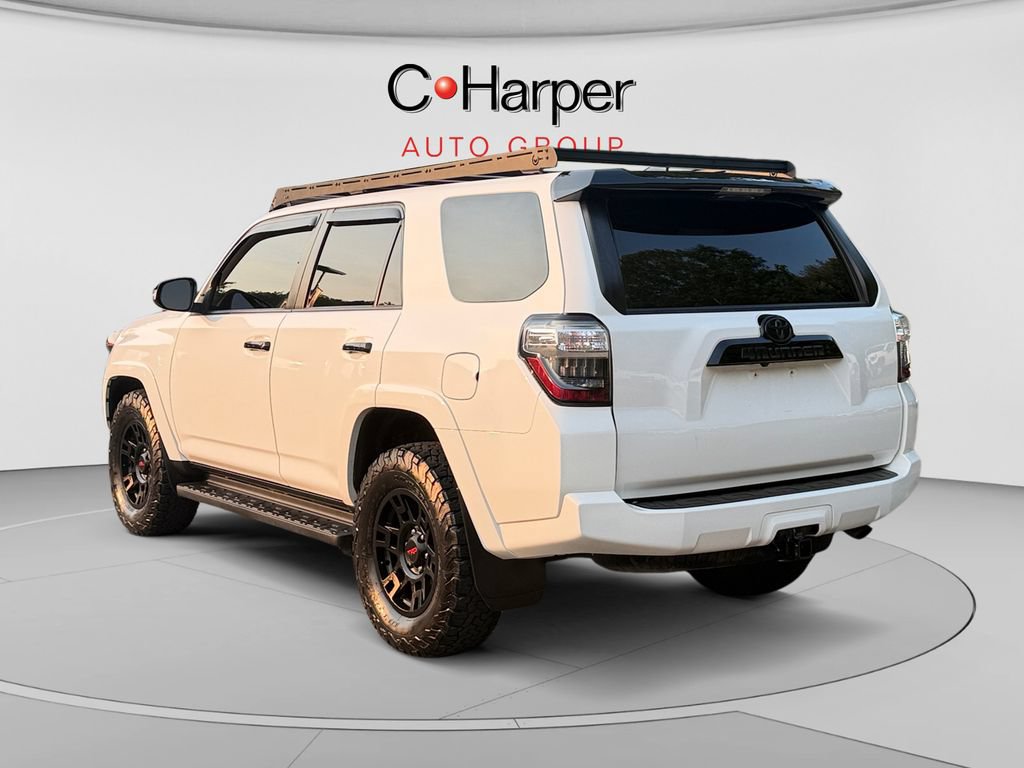 Used 2021 Toyota 4Runner Venture w/ Moonroof Package AWD/4WD image 5
