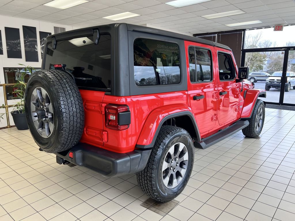 Used 2018 Jeep Wrangler Unlimited Sahara image 2