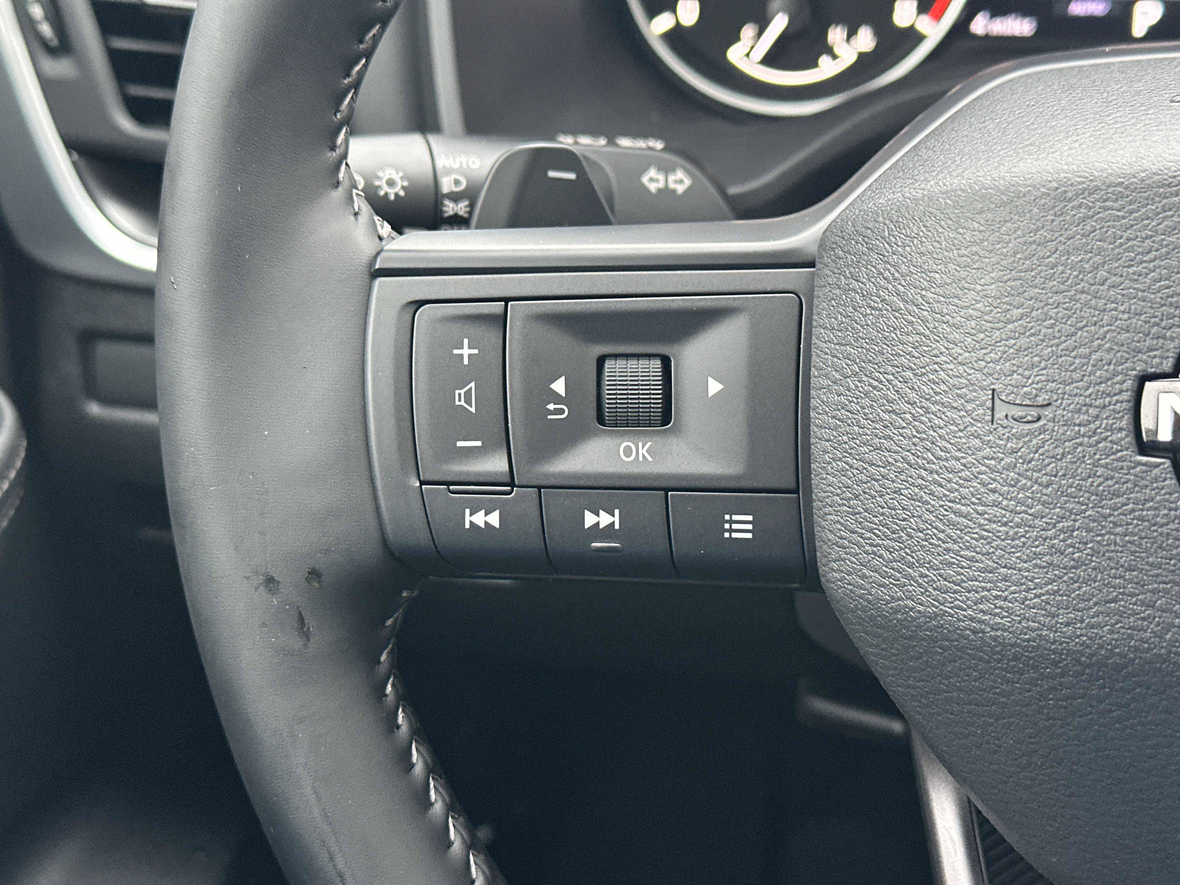 New 2027 Nissan Rogue SV AWD/4WD image 37