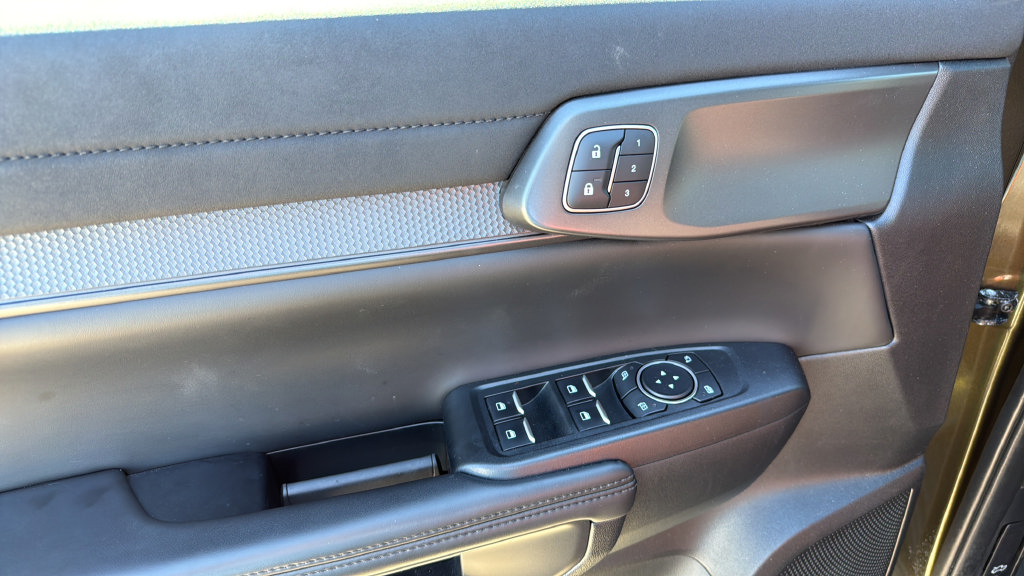 Used 2025 Ford Ranger Raptor AWD/4WD image 13