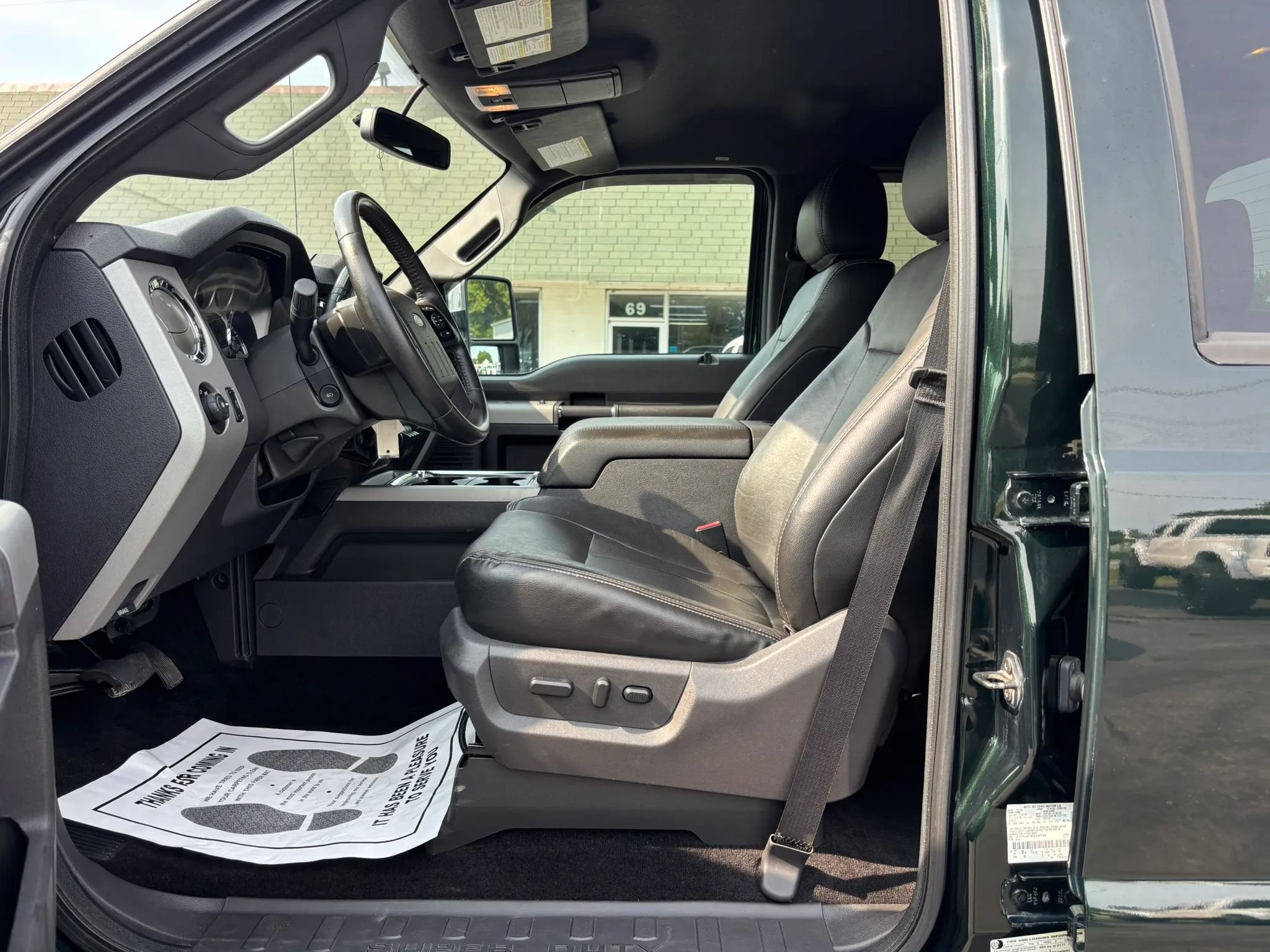 Used 2015 Ford F250 Lariat w/ Chrome Package AWD/4WD image 22