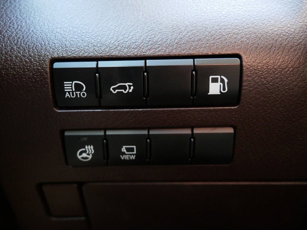 Used 2019 Lexus RX 450h AWD w/ Navigation Package image 17