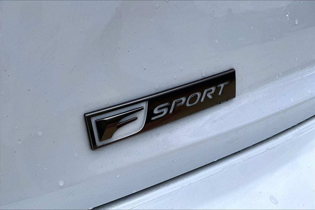 Used 2016 Lexus IS 200t w/ F Sport Package RWD image 37