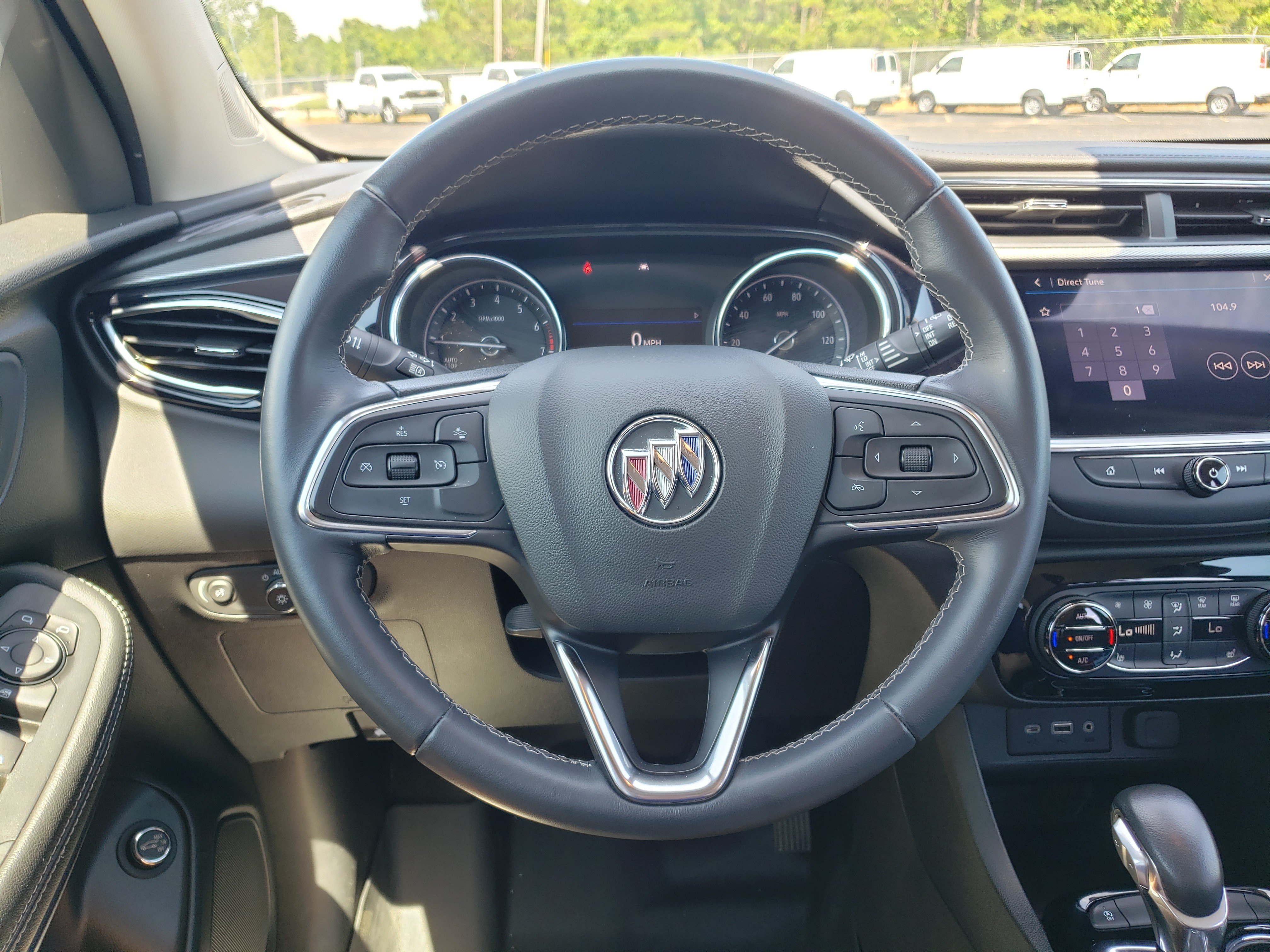 Used 2022 Buick Encore GX Select w/ Sport Touring Package FWD image 15