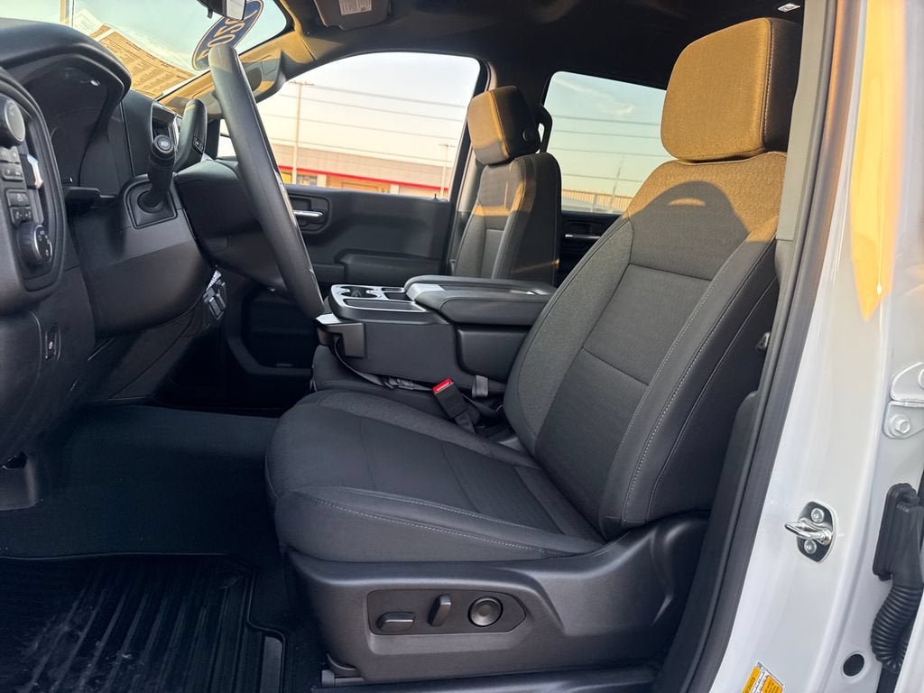 New 2026 Chevrolet Silverado 1500 Custom w/ Turbomax Blackout Package AWD/4WD image 14