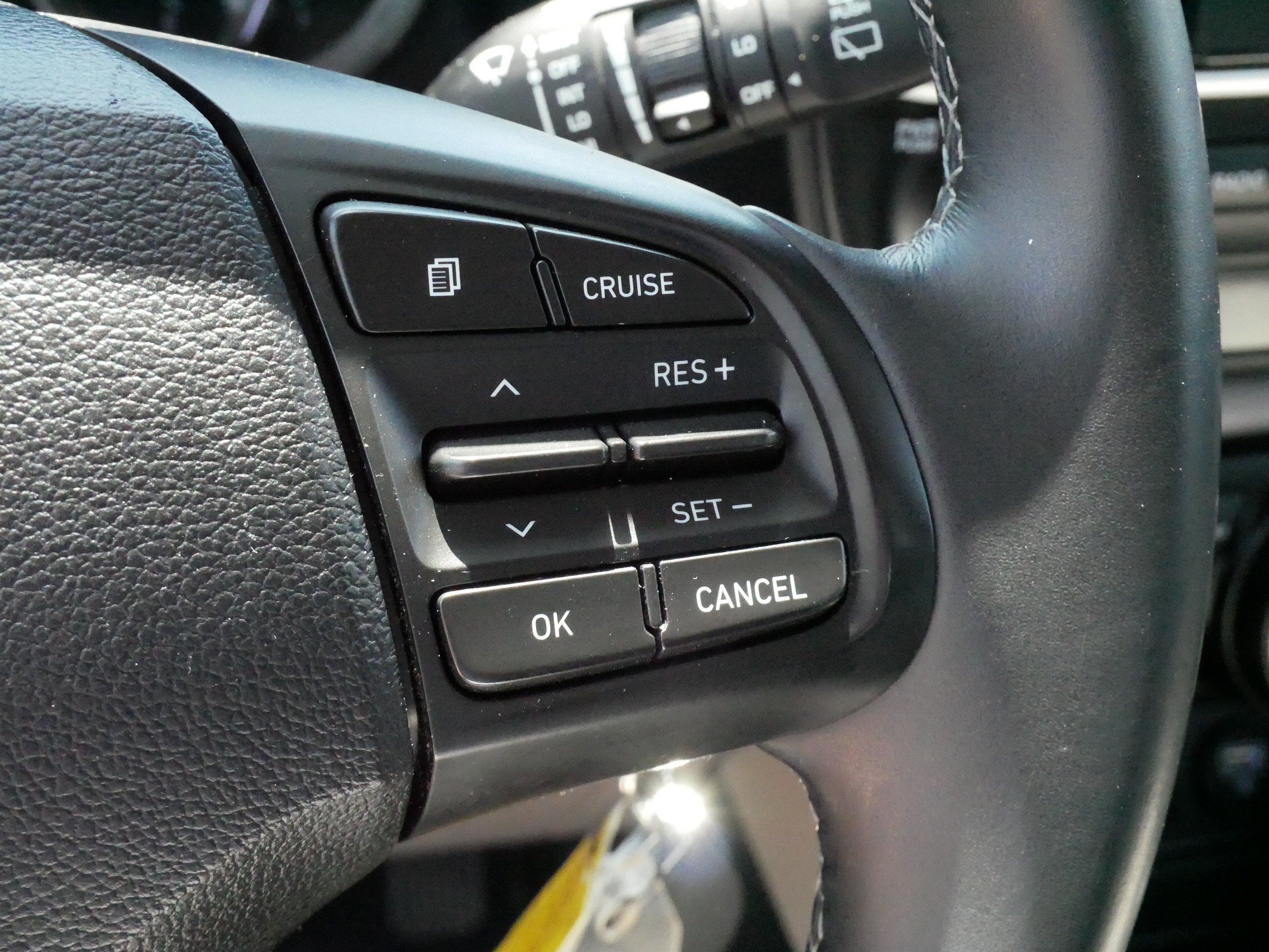 Used 2021 Hyundai Venue SEL FWD image 26