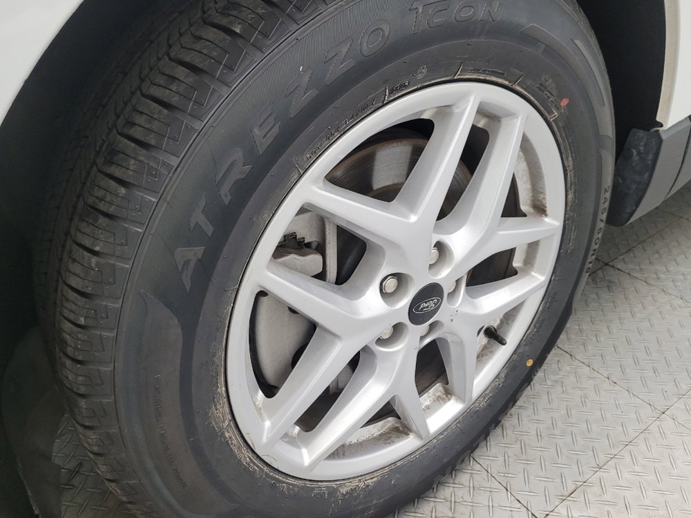 Used 2023 Ford Edge SEL image 31