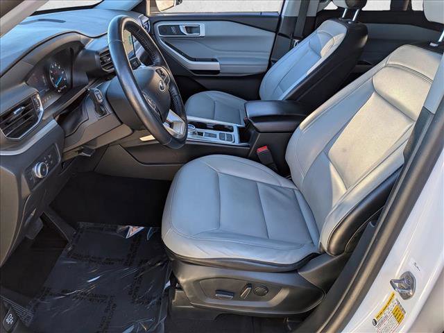 Used 2021 Ford Explorer XLT w/ Equipment Group 202A image 14
