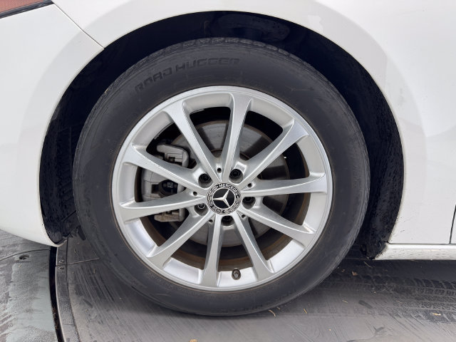 Certified 2022 Mercedes-Benz A 220 image 10