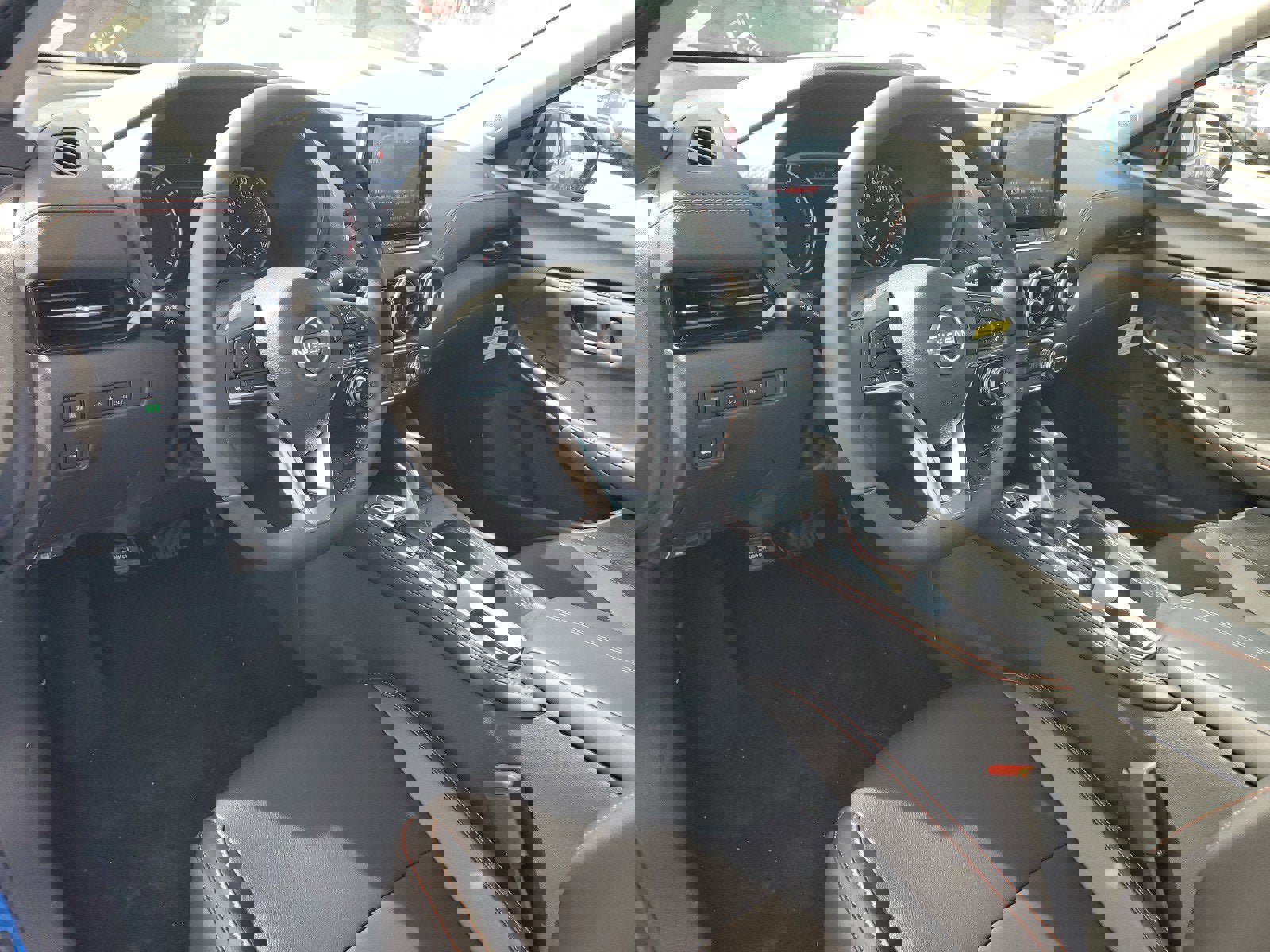 New 2025 Nissan Sentra SR w/ SR Premium Package image 9