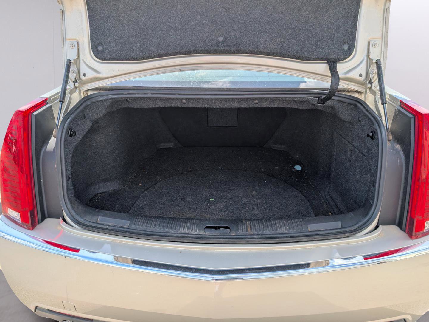 Used 2013 Cadillac CTS Luxury image 22