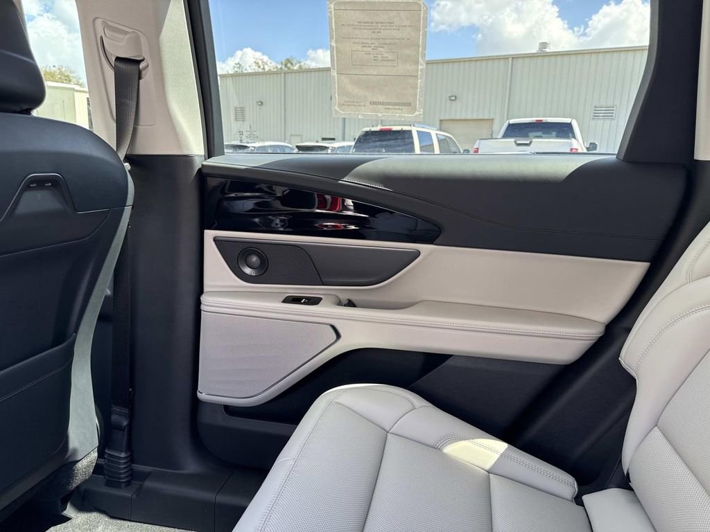 New 2026 Lincoln Nautilus Premier w/ Equipment Group 102A image 15