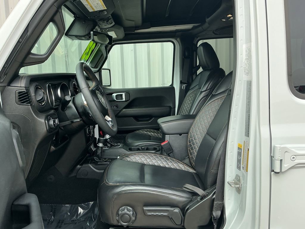 Used 2023 Jeep Wrangler Altitude image 8