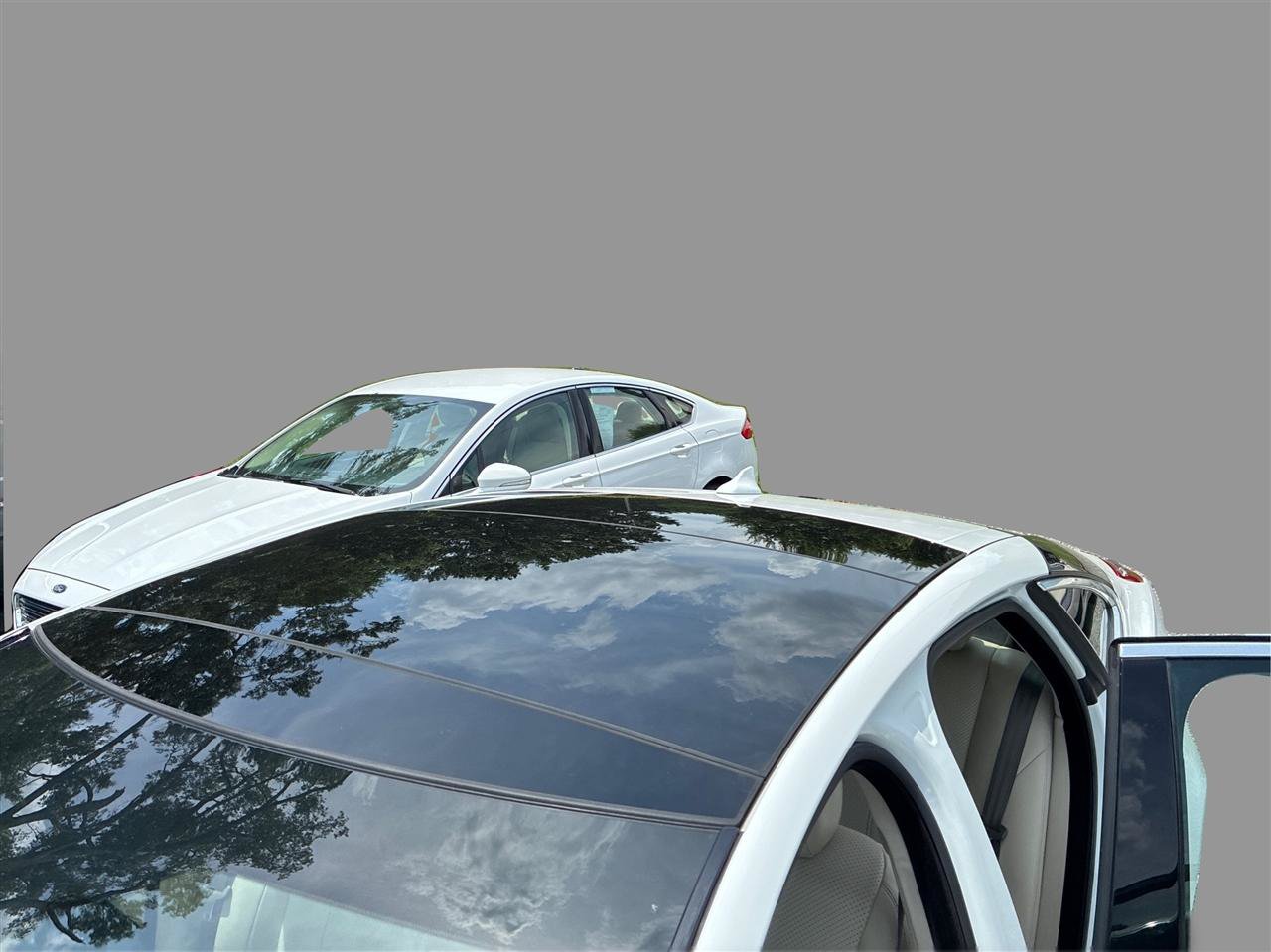 Used 2013 Jaguar XJ w/ Front Seat Comfort Pkg RWD image 14