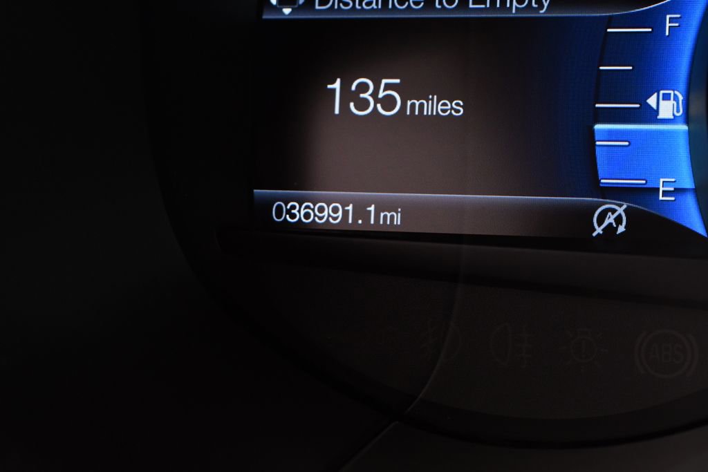 Used 2022 Ford Edge ST image 26