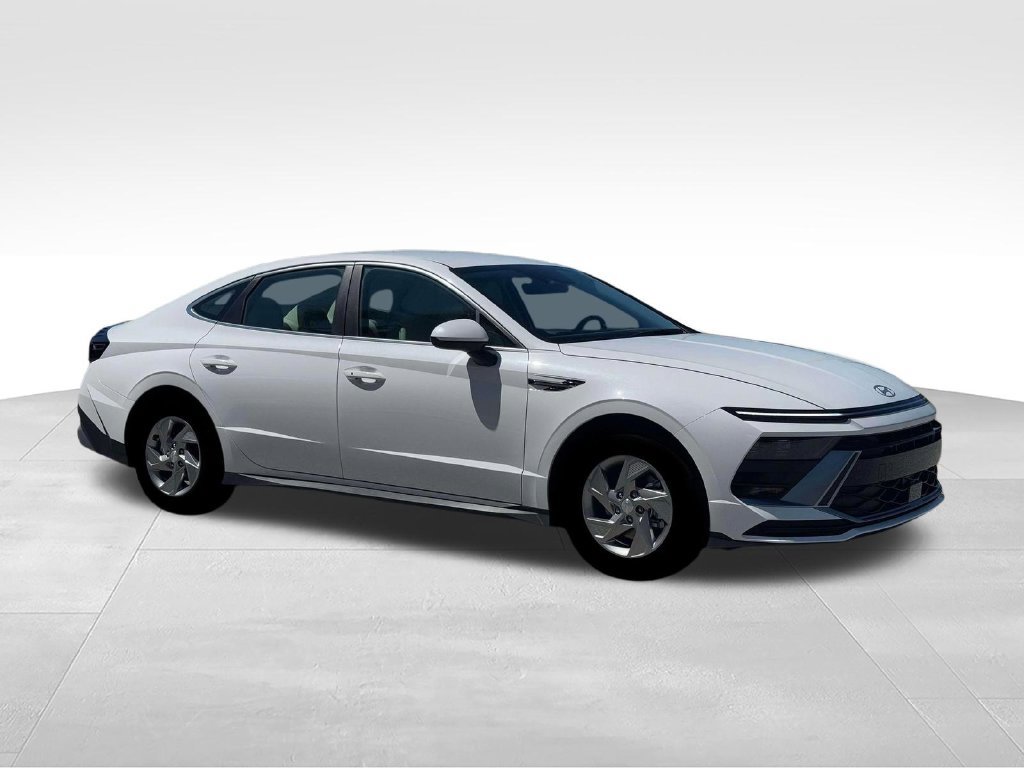 New 2026 Hyundai Sonata SE FWD image 11