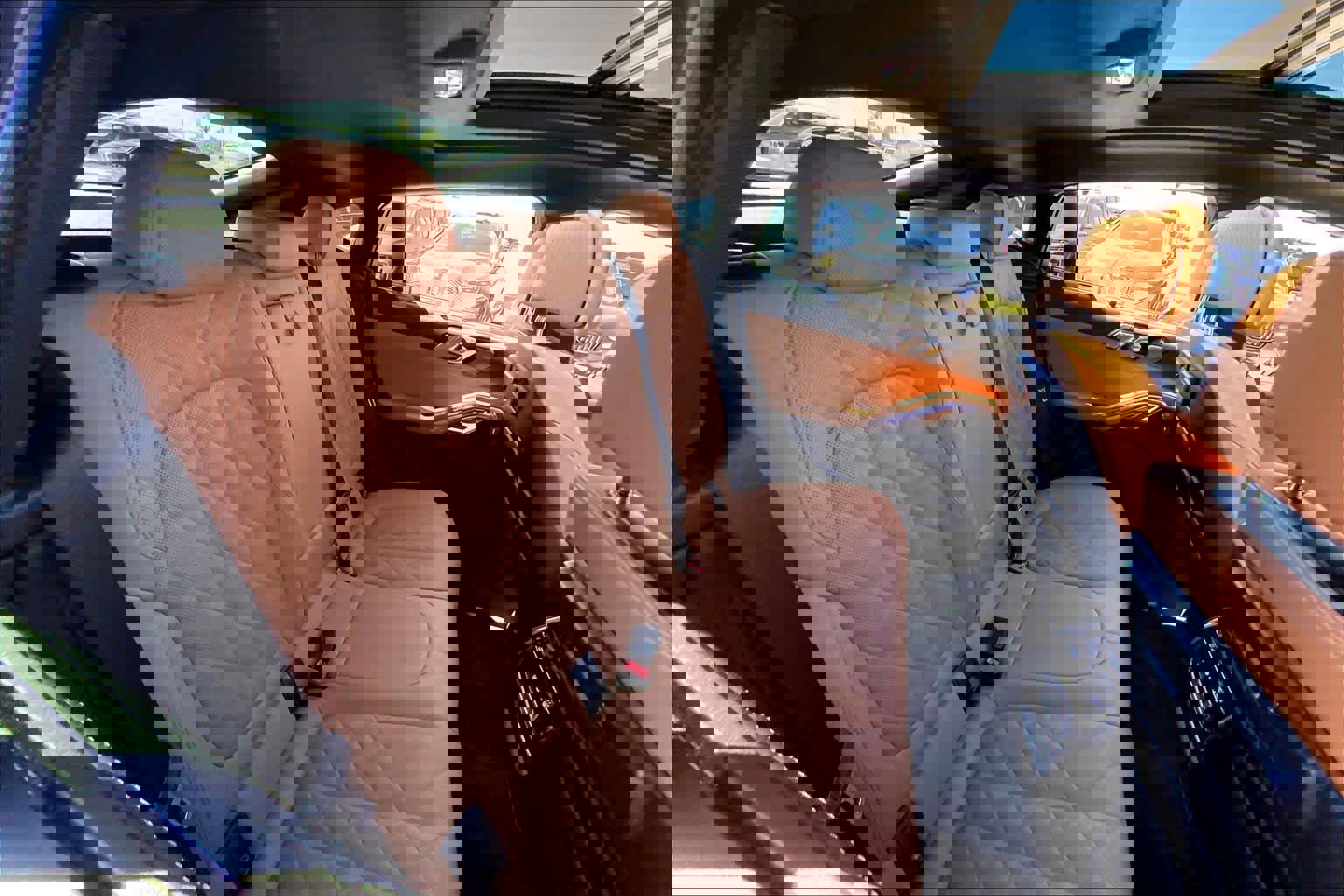 Certified 2023 BMW X6 M50i w/ Executive Package image 19