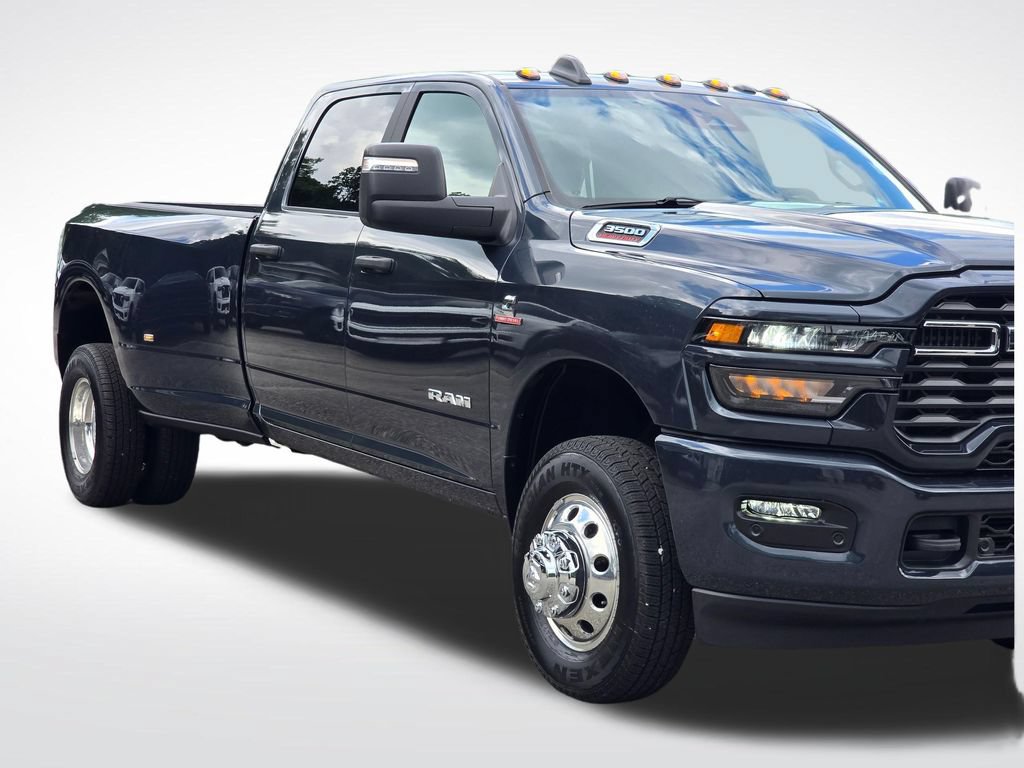 New 2026 RAM 3500 Big Horn AWD/4WD image 39