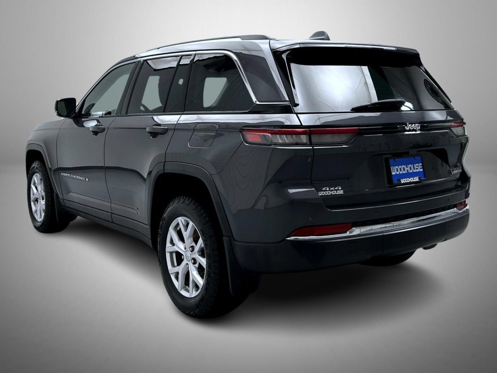 Used 2022 Jeep Grand Cherokee Limited AWD/4WD image 7