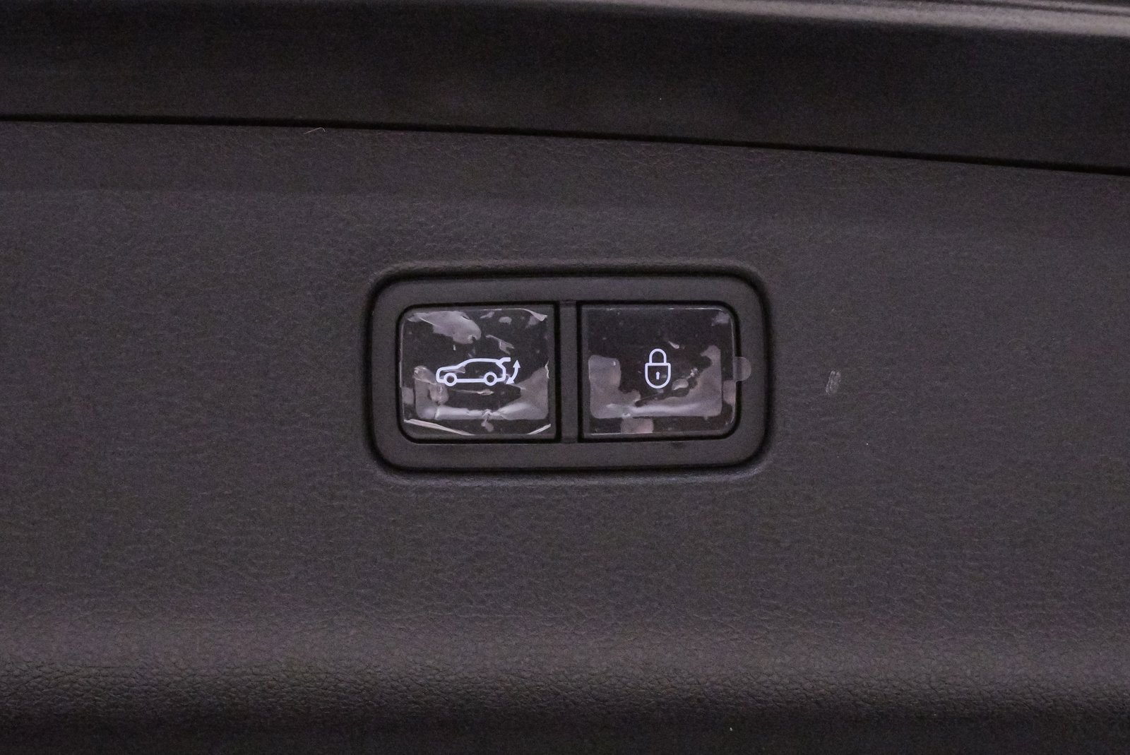 Certified 2025 Genesis GV70 3.5T Sport w/ Sport Advanced Package image 26