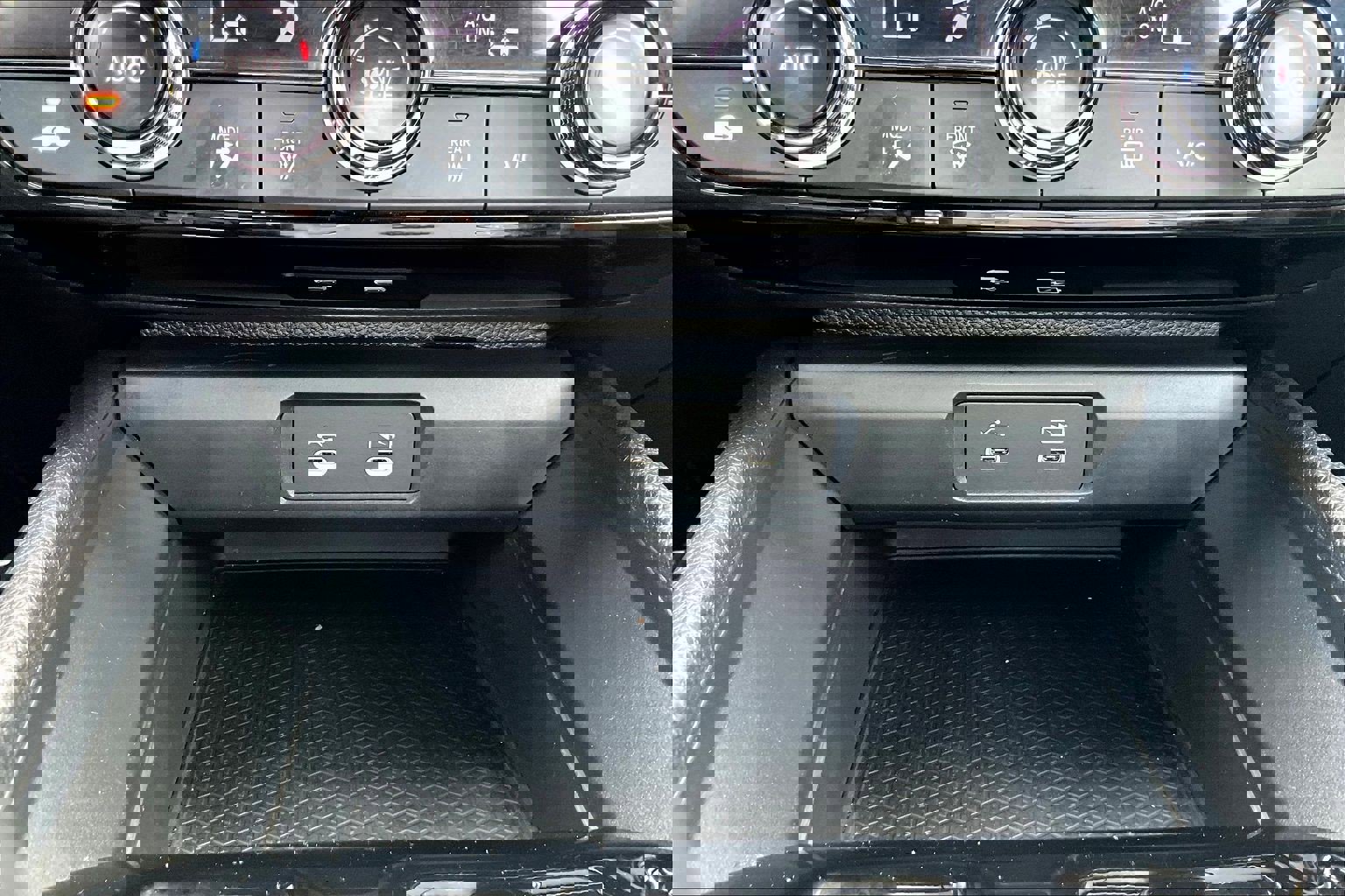 Used 2024 Honda Accord Sport image 25