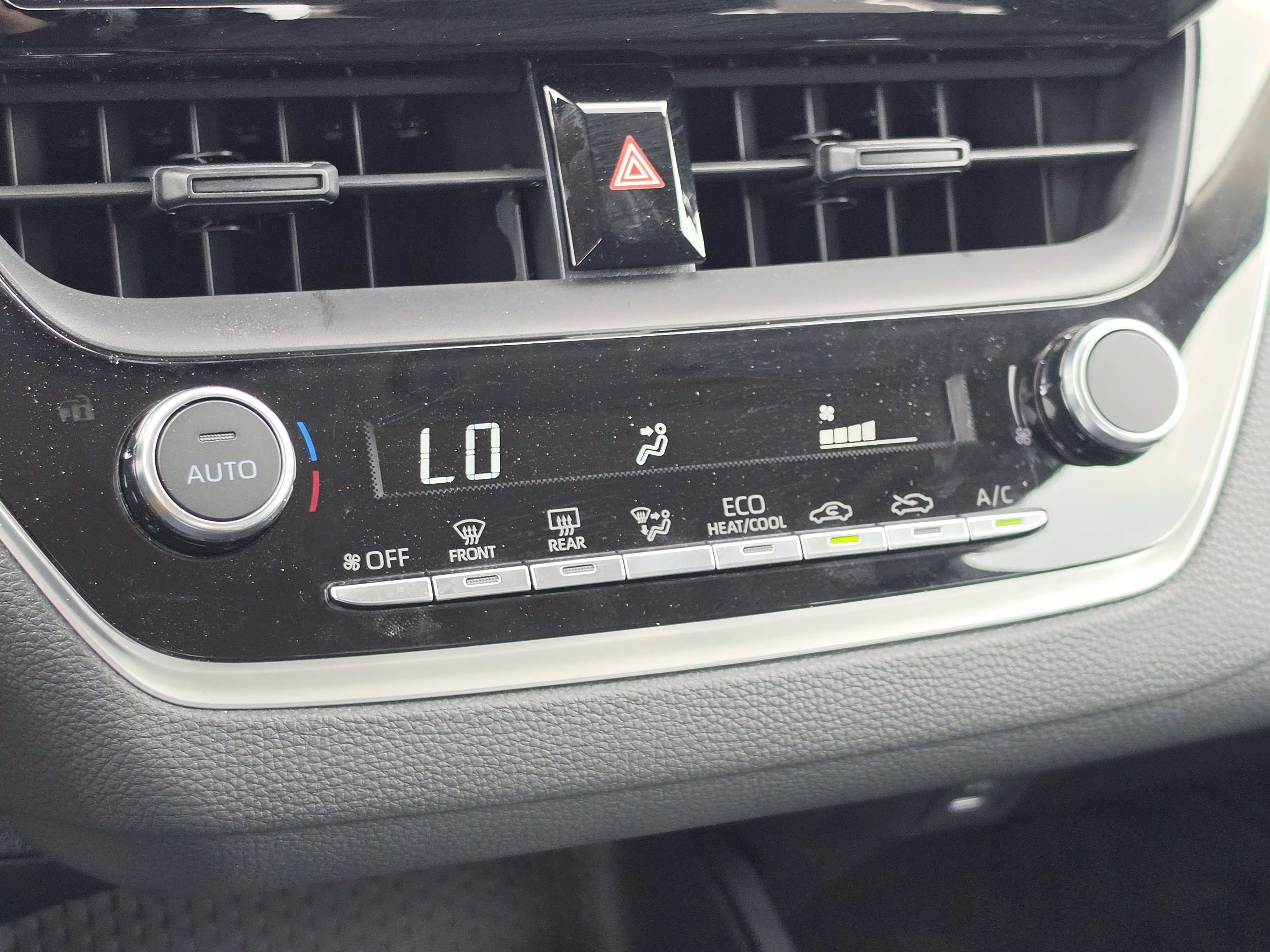 Certified 2024 Toyota Corolla LE FWD image 21