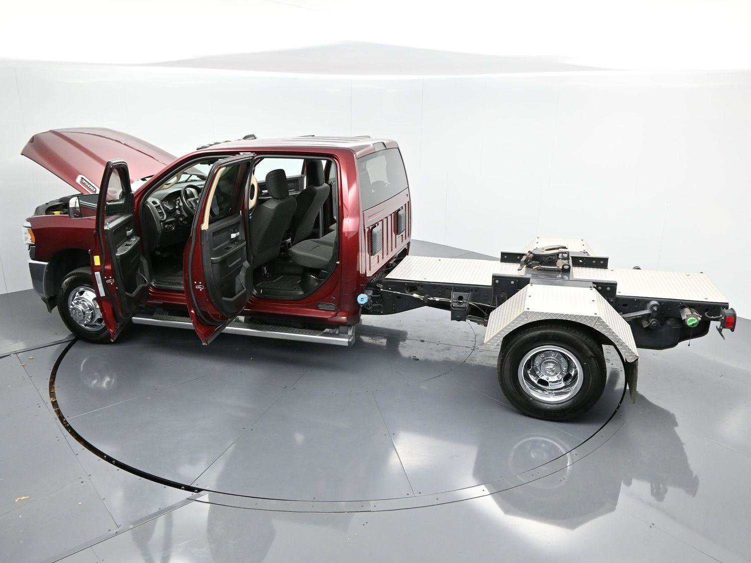 Used 2019 RAM 3500 Tradesman w/ Chrome Appearance Group image 36