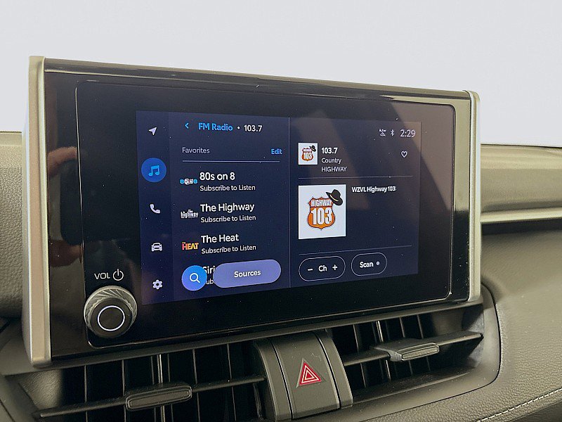 Used 2023 Toyota RAV4 XLE w/ Convenience Package image 15