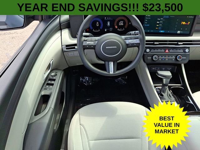 Used 2025 Hyundai Tucson SE image 14