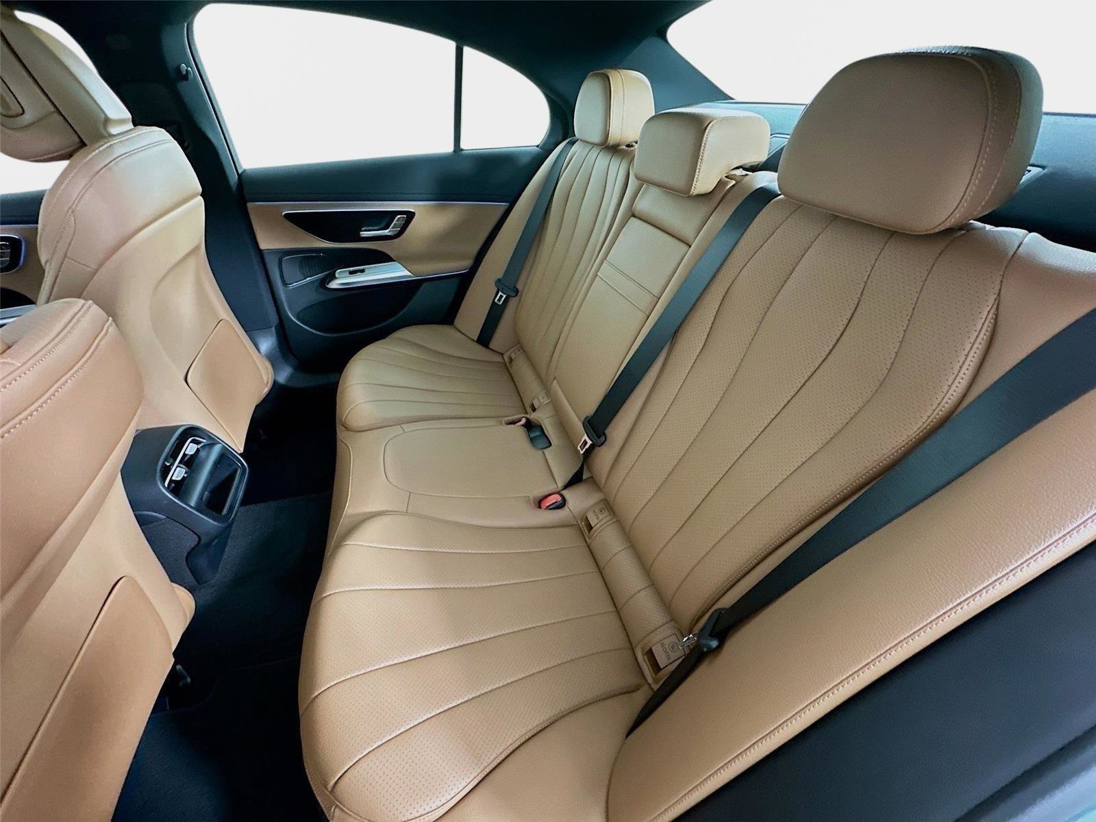 Certified 2026 Mercedes-Benz E 350 4MATIC Sedan image 31