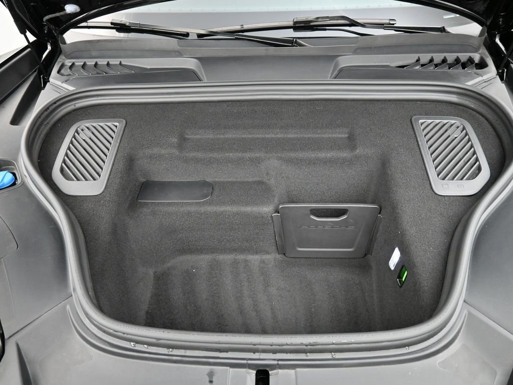 Certified 2025 Porsche Macan 4S Electric image 33