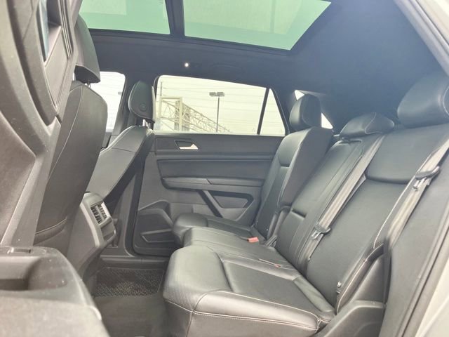 Used 2020 Volkswagen Atlas Cross Sport SEL image 15