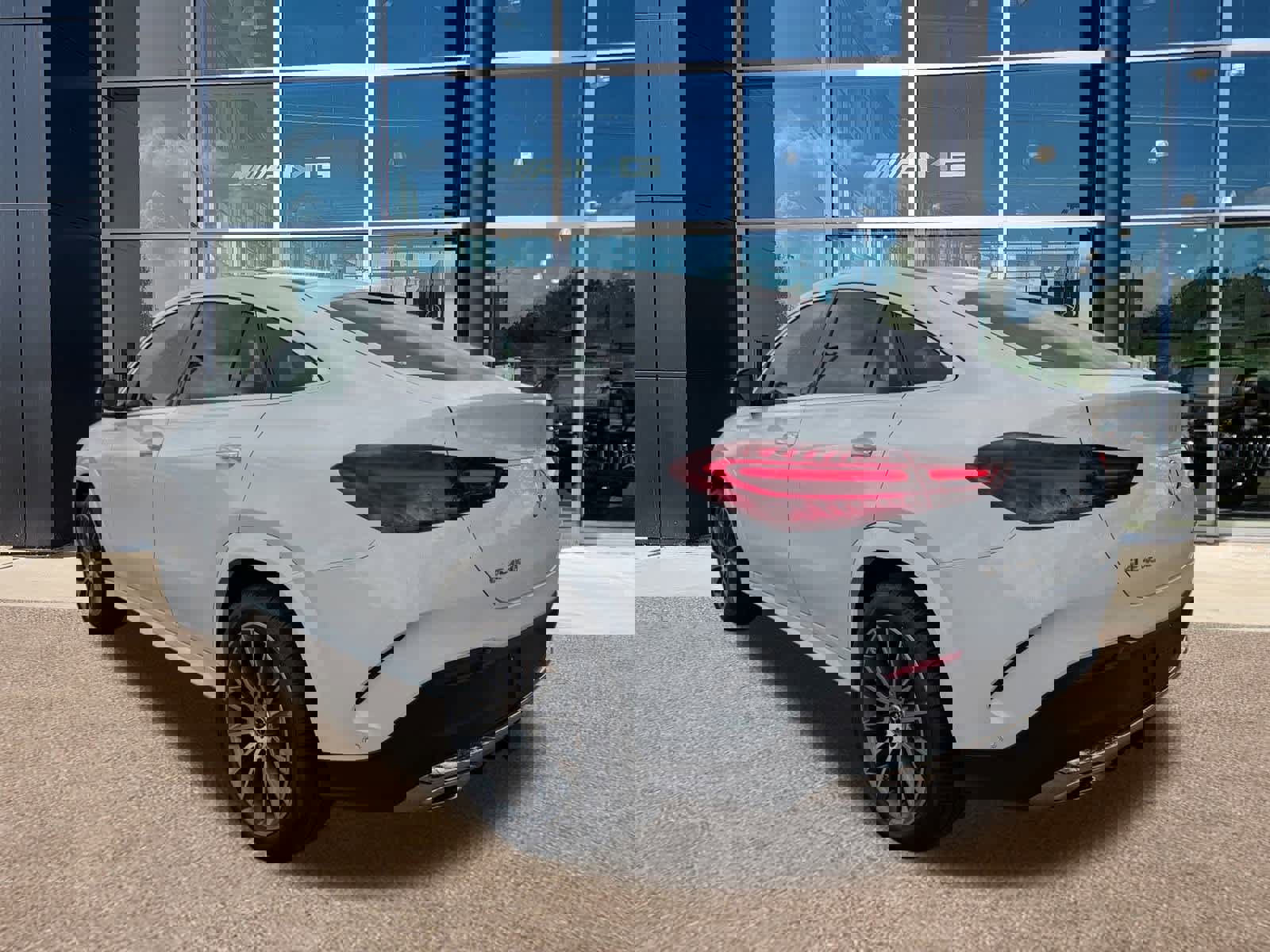 New 2026 Mercedes-Benz GLE 450 4MATIC Coupe image 3