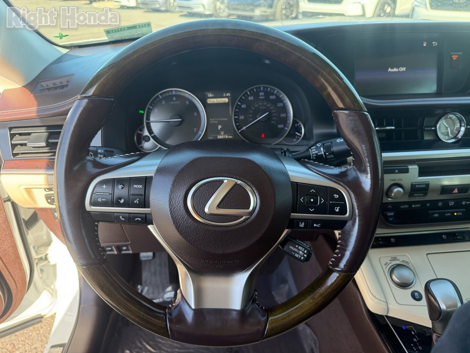 Used 2017 Lexus ES 350 w/ Premium Package image 14