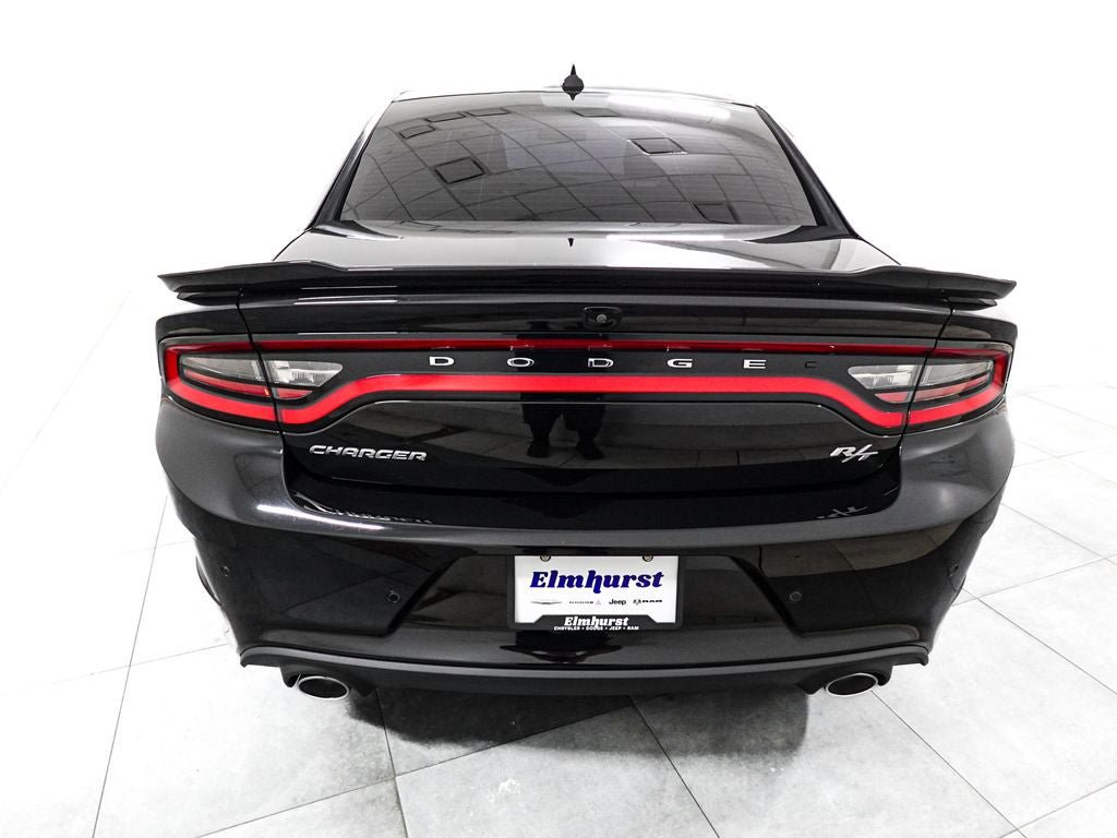 Used 2023 Dodge Charger R/T w/ Technology Group RWD image 6