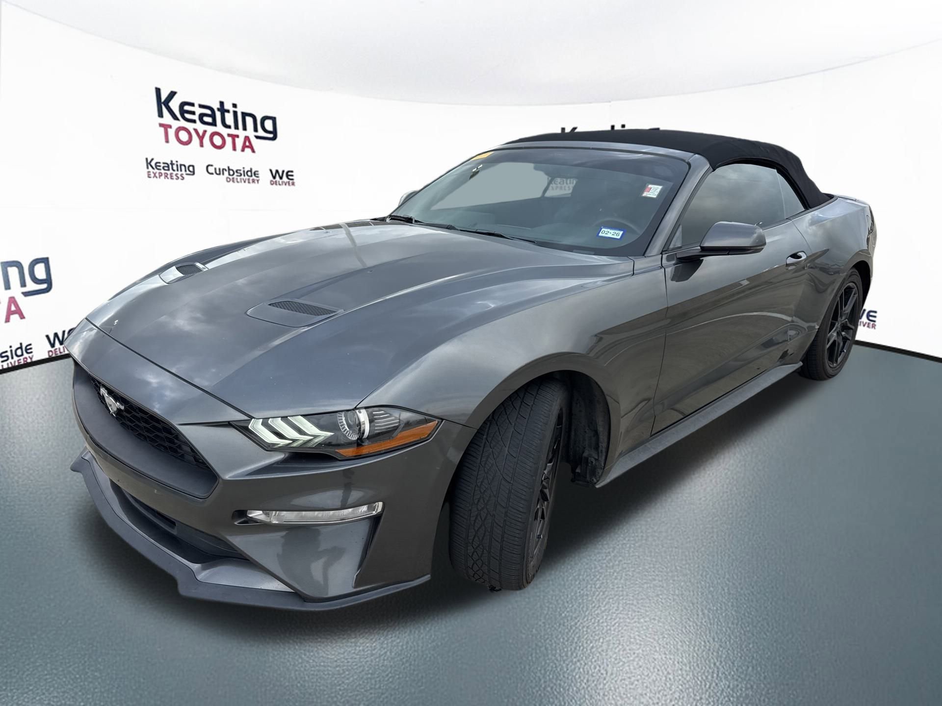 Used 2020 Ford Mustang Premium image 3