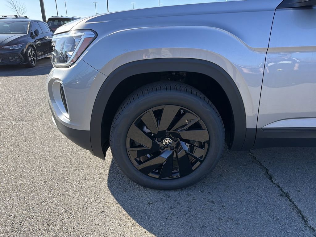 New 2026 Volkswagen Atlas SE image 9