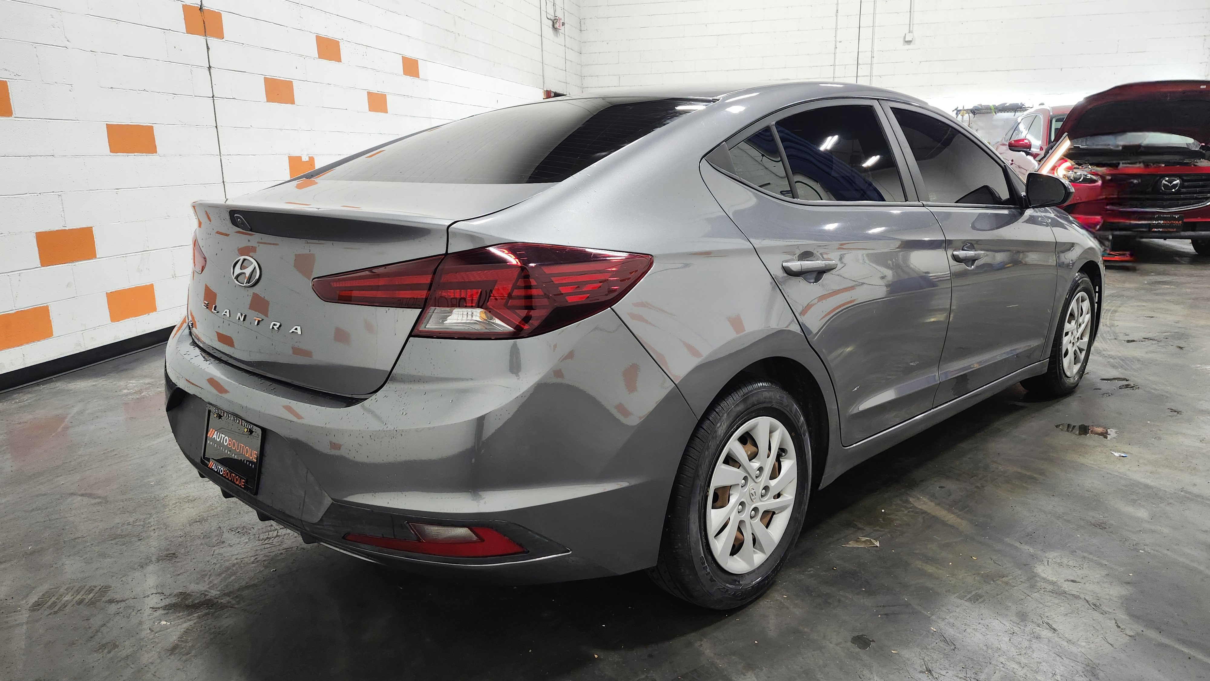 Used 2020 Hyundai Elantra SE w/ Cargo Package (C1) image 15