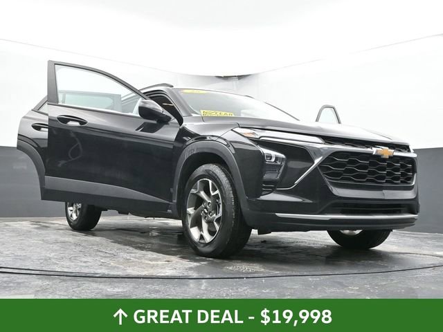 Used 2025 Chevrolet Trax LT image 68