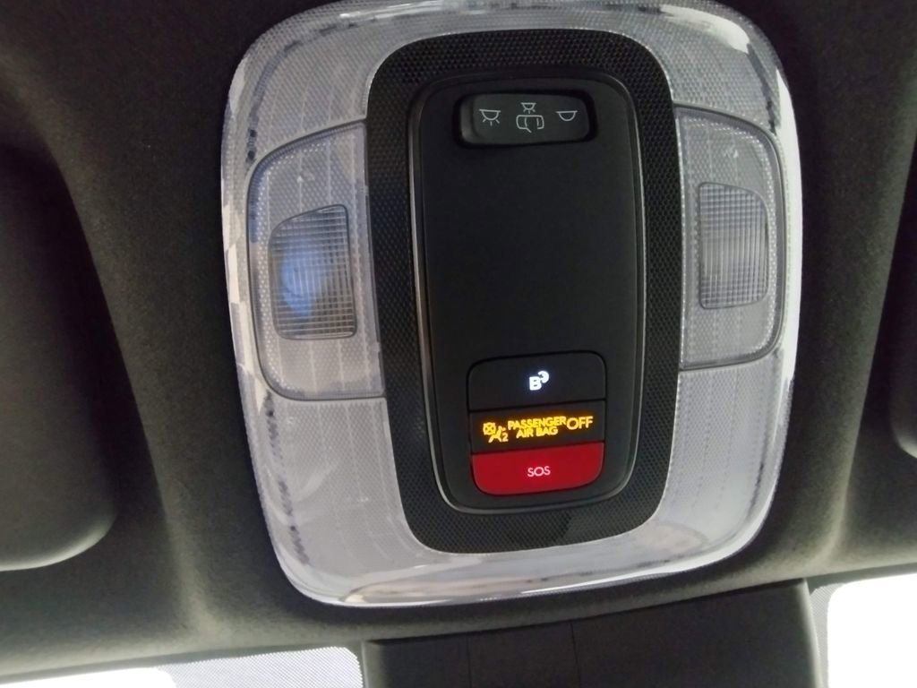 New 2025 Hyundai Elantra SEL image 31